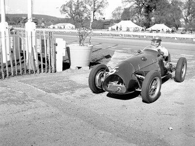 John Barber Driving the Cooper Bristol by Unbekannt Unbekannt